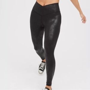 Aerie (2 Pairs) Black Shiny Leggings